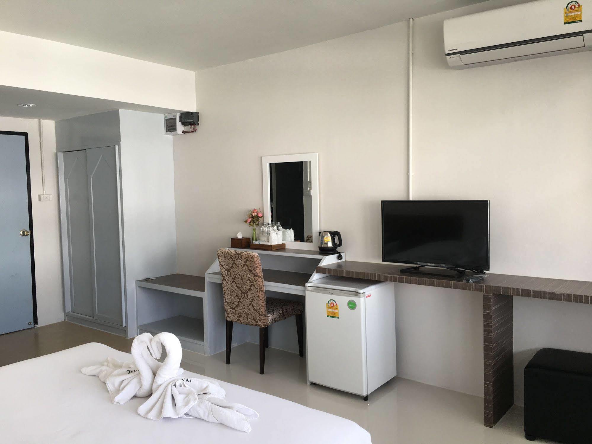 The Train Hotel Hatyai Хатъяй Экстерьер фото