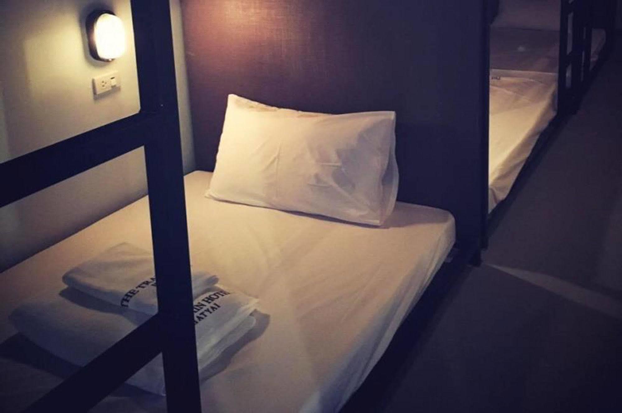 The Train Hotel Hatyai Хатъяй Экстерьер фото