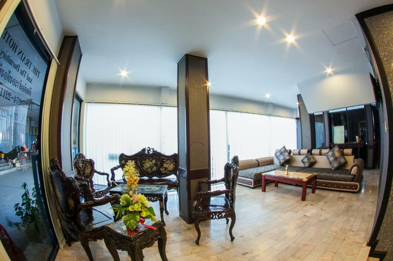 The Train Hotel Hatyai Хатъяй Экстерьер фото